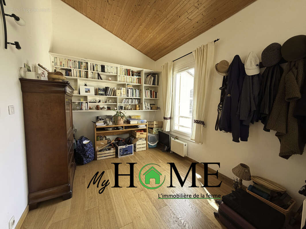Appartement à NANDY