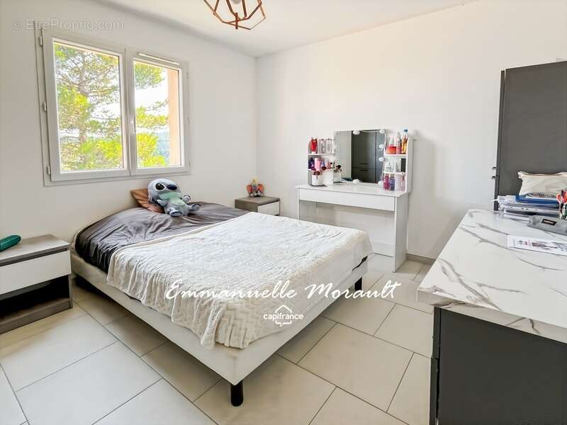 Maison à BAGNOLS-EN-FORET