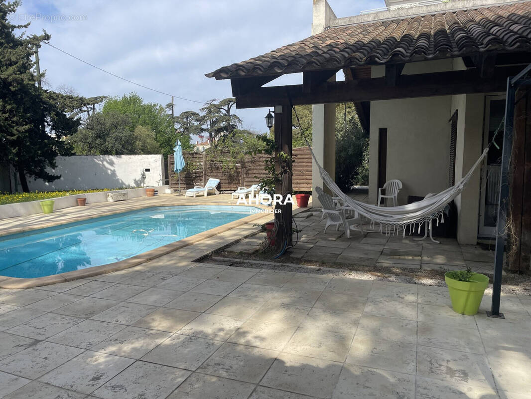 Maison à MARSEILLE-9E