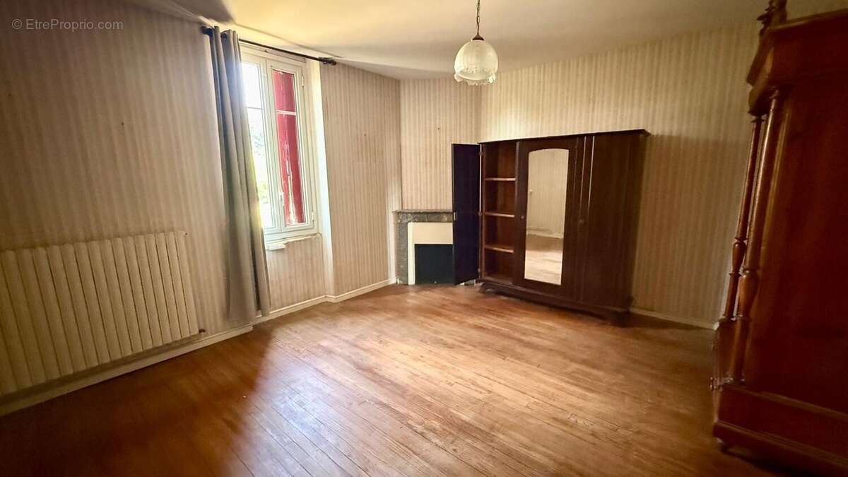 Maison 173 m² à Luxey  - photo 8