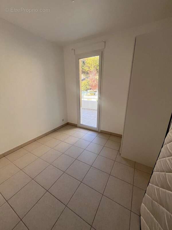 Appartement à GATTIERES