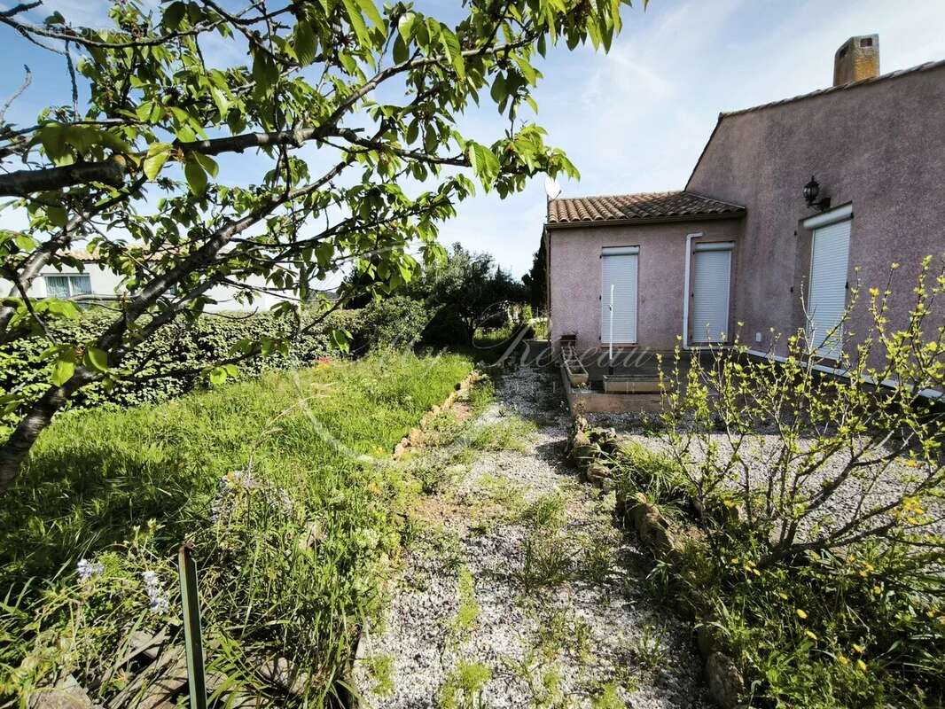 Maison à SAINT-LAURENT-DE-LA-CABRERISSE