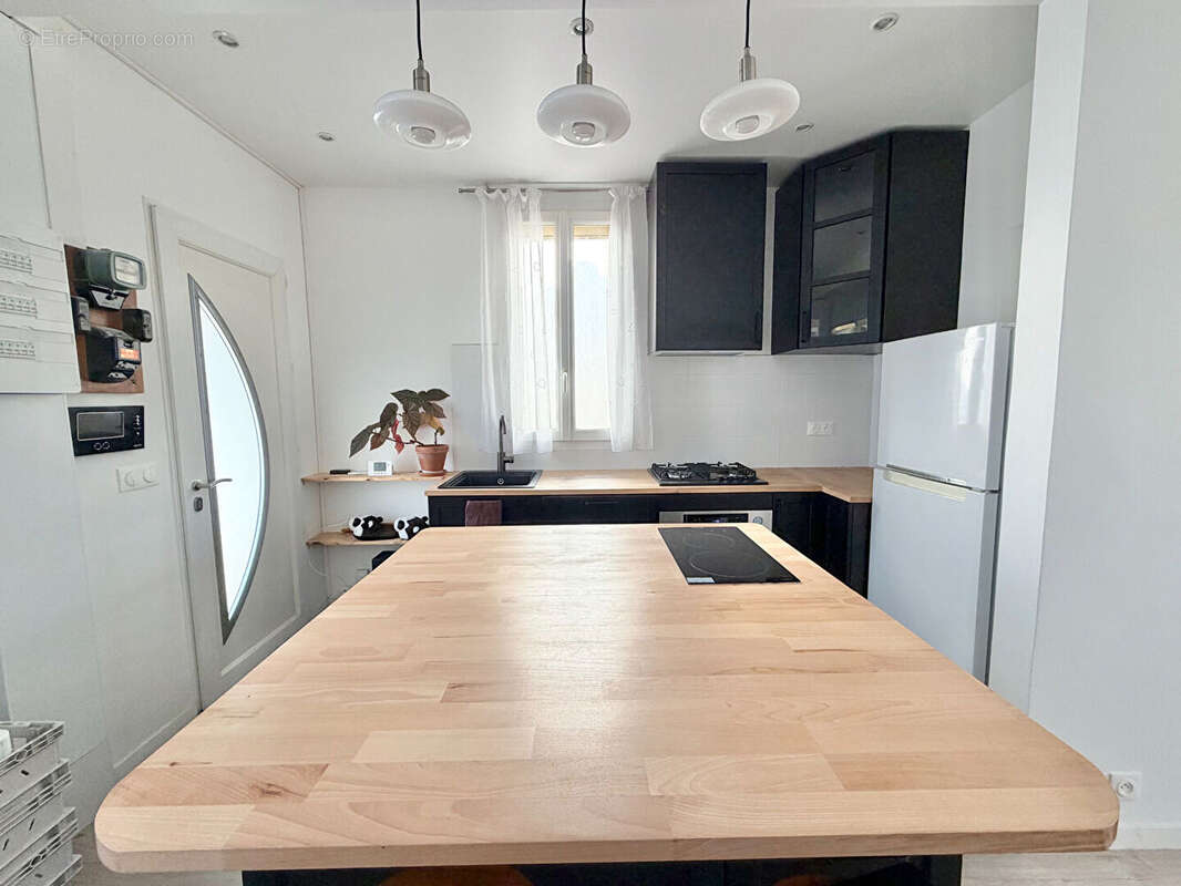 Maison à SARTROUVILLE