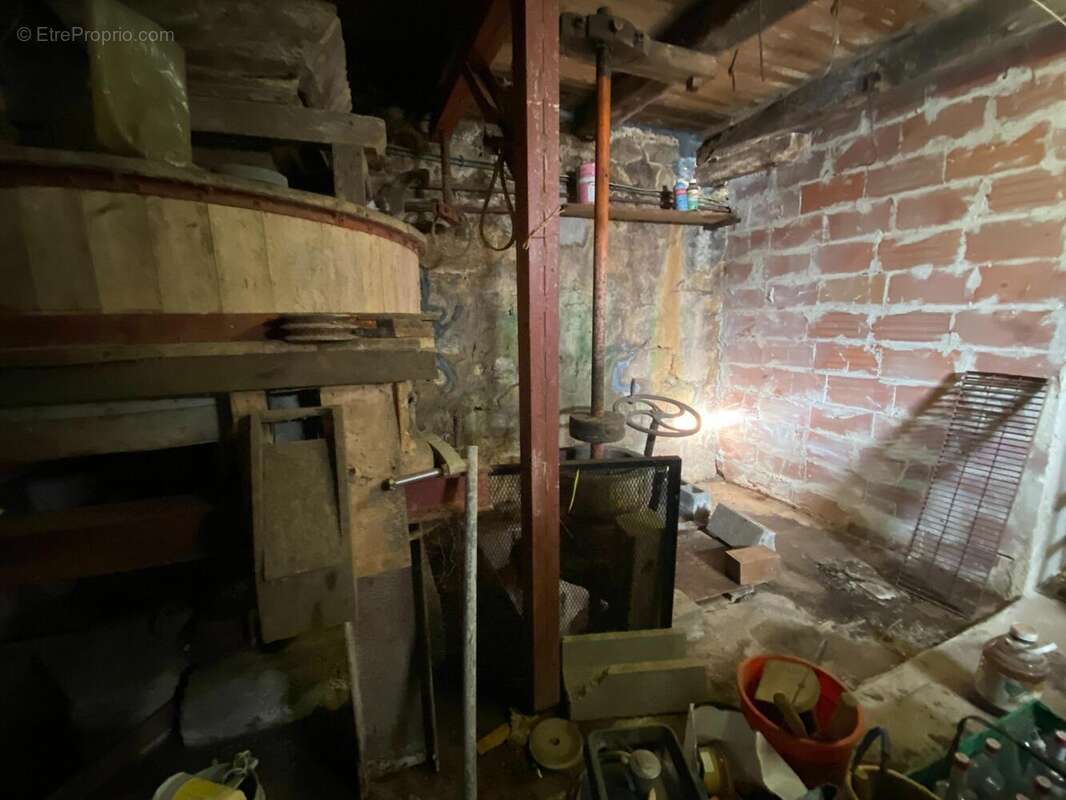 Maison 160 m² à Larroque-Toirac  - photo 8