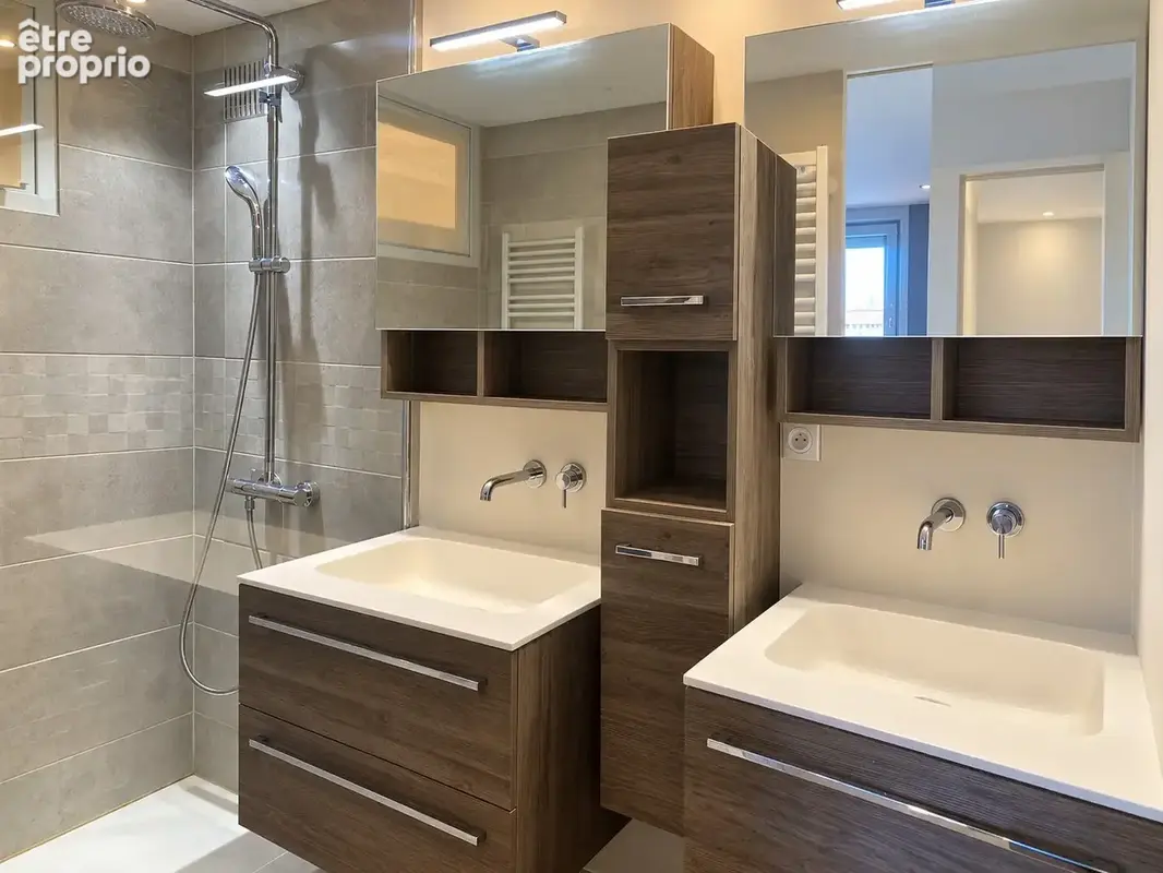 Exceptionnel appartement en dernier etage au coeur du centre-ville hyerois - photo 9
