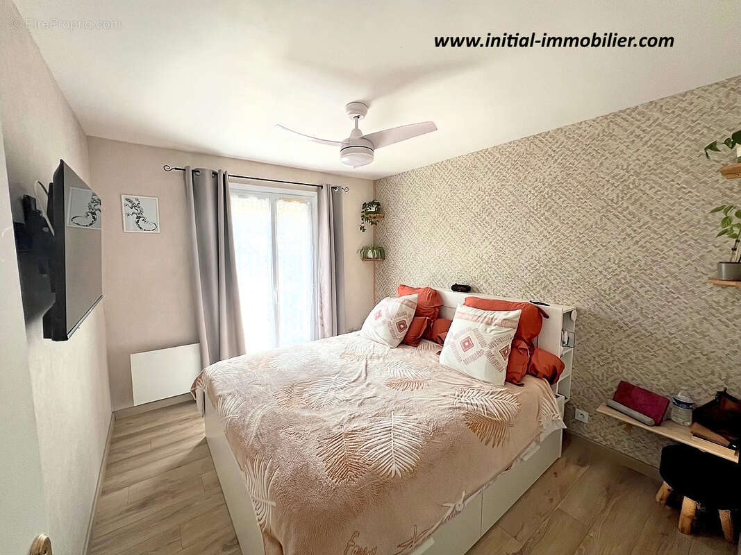 Maison 118 m² à Cerelles  - photo 6