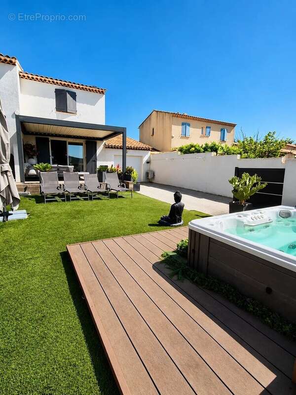 Maison à COUDOUX