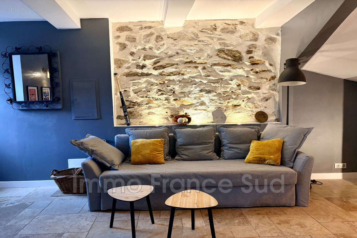 Maison à LA GARDE-FREINET