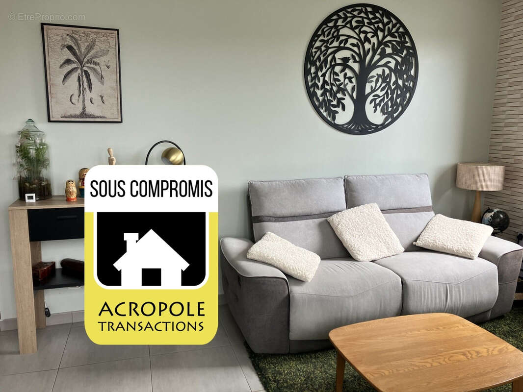 Appartement à SAINT-GENIS-LES-OLLIERES