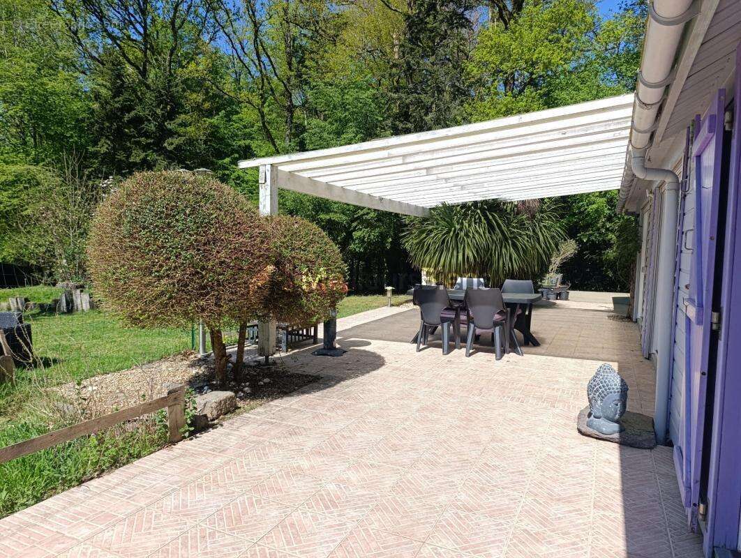 Maison à MAURE-DE-BRETAGNE