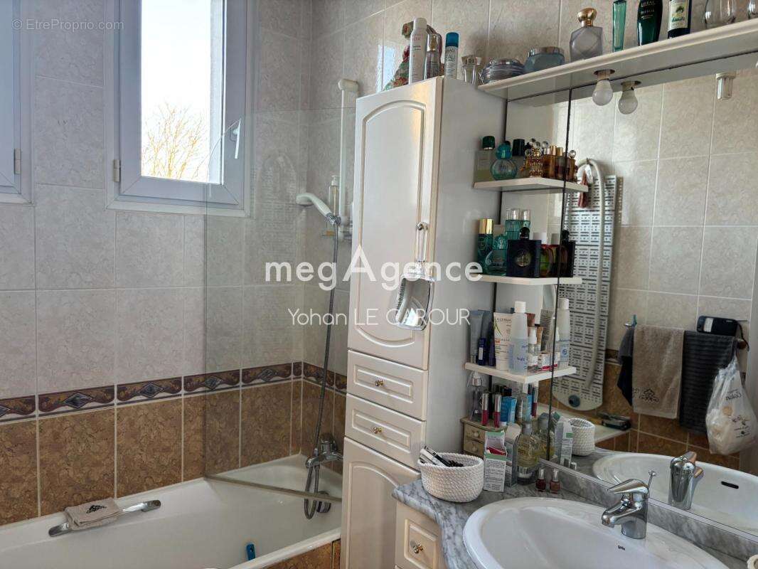 Appartement à LARMOR-PLAGE