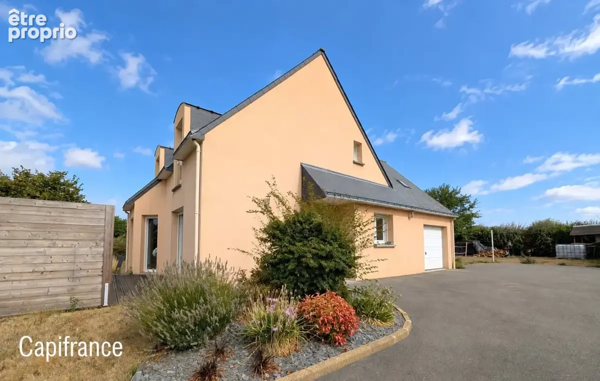Maison à LA GACILLY