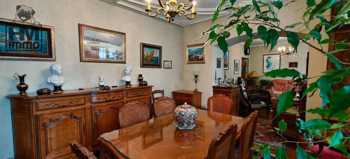 Appartement 360 m² à Rochechouart  - photo 3