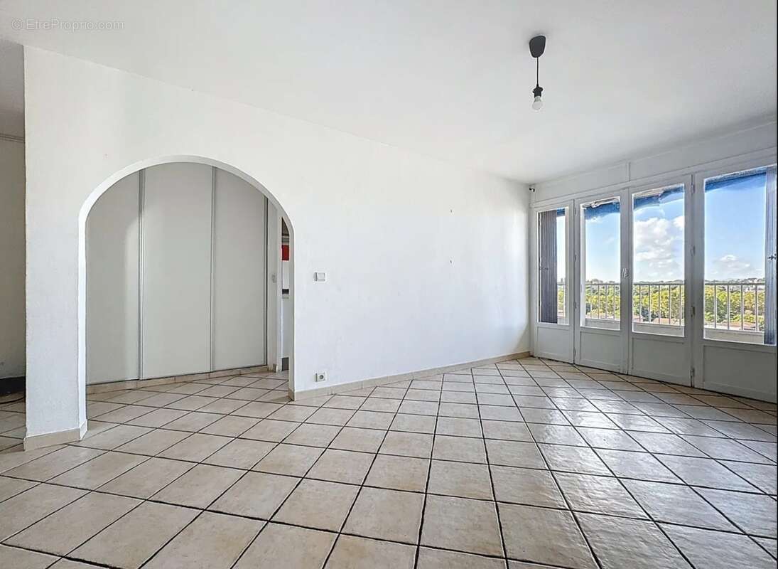 Appartement à vendre 4 pièces MONTPELLIER (34) avec parking - photo 6