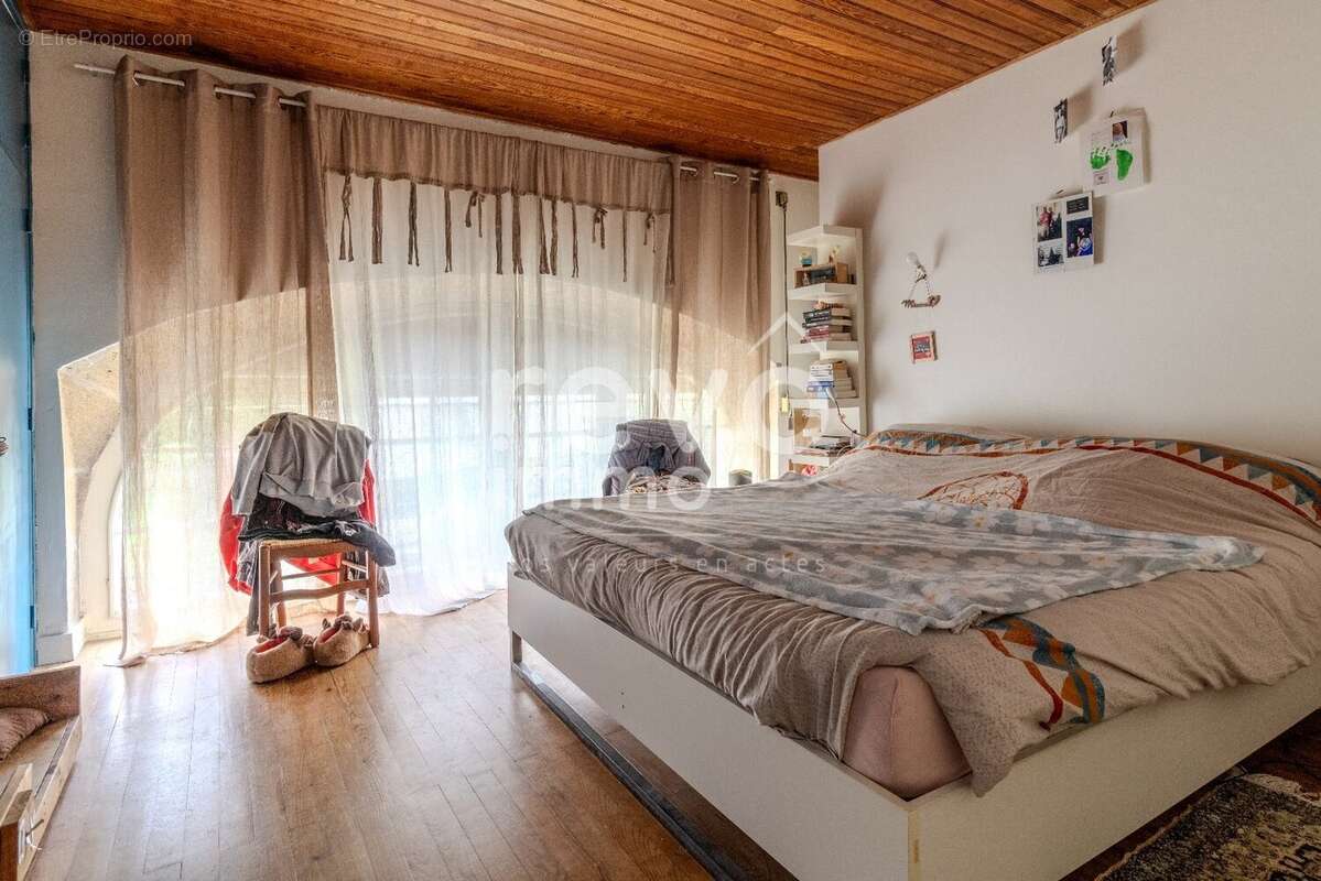 Maison à SAUVETERRE-DE-GUYENNE