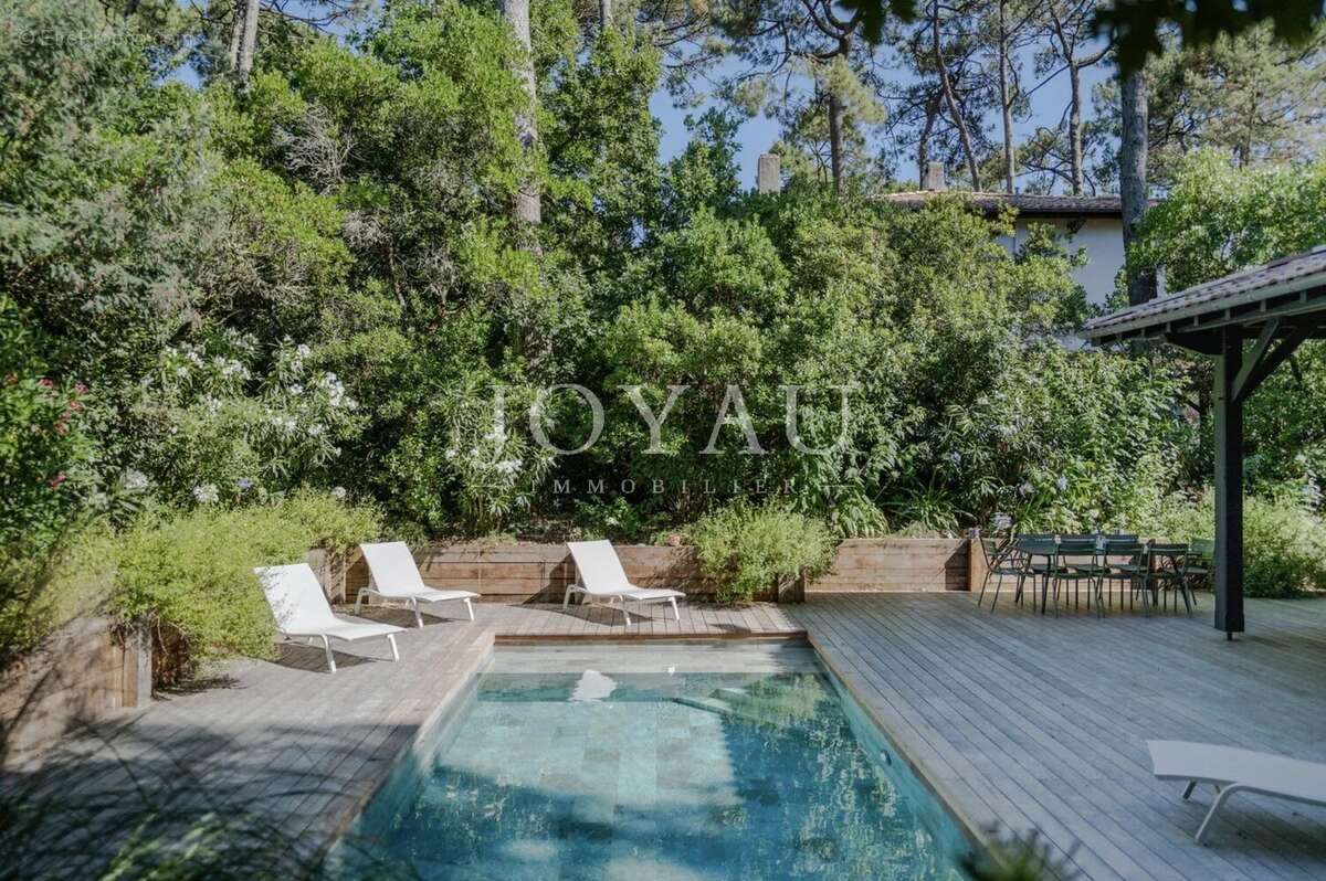 Maison à LE BOUSCAT