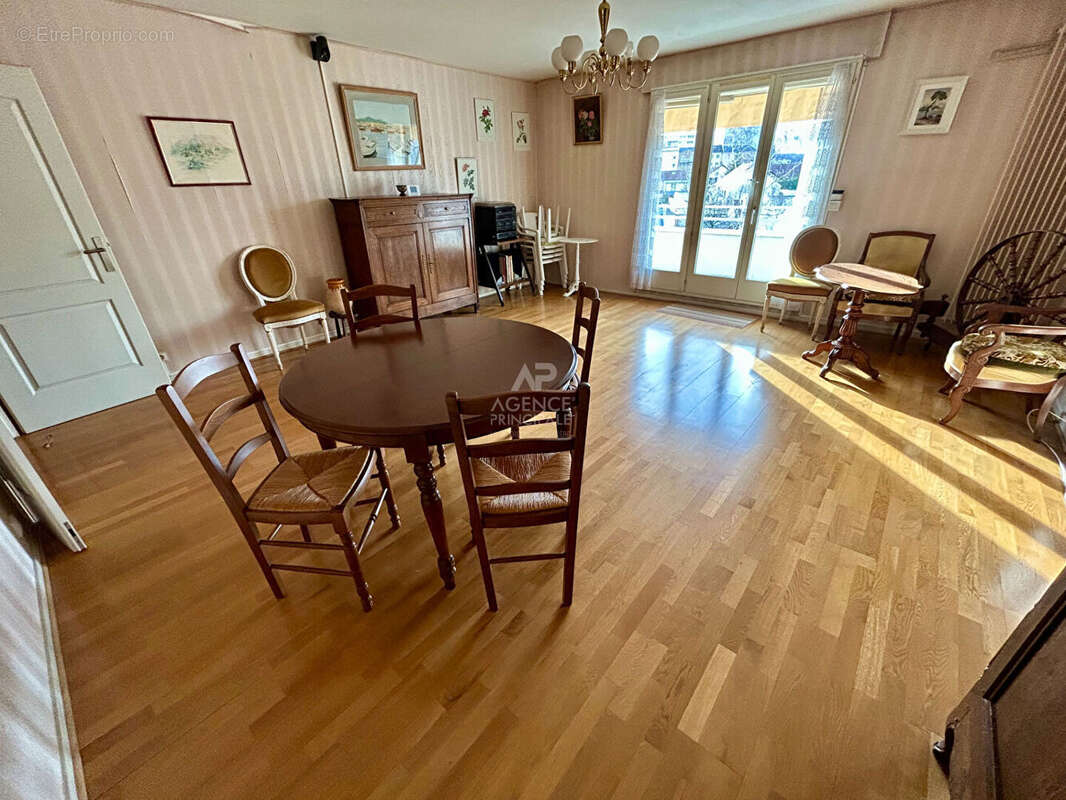 Appartement à POISSY