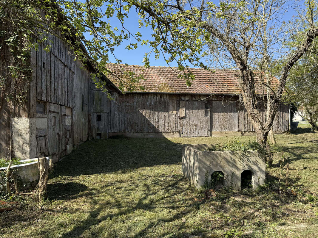 Maison à SAINT-MESMIN