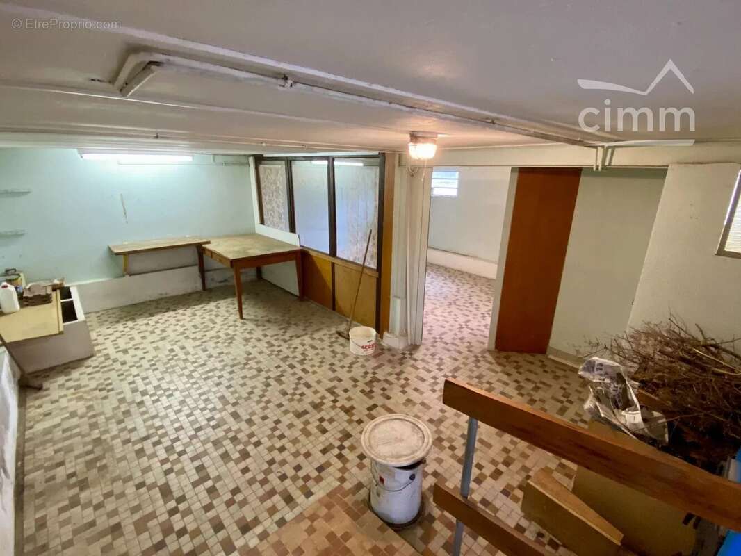 Maison à MONTROND-LES-BAINS