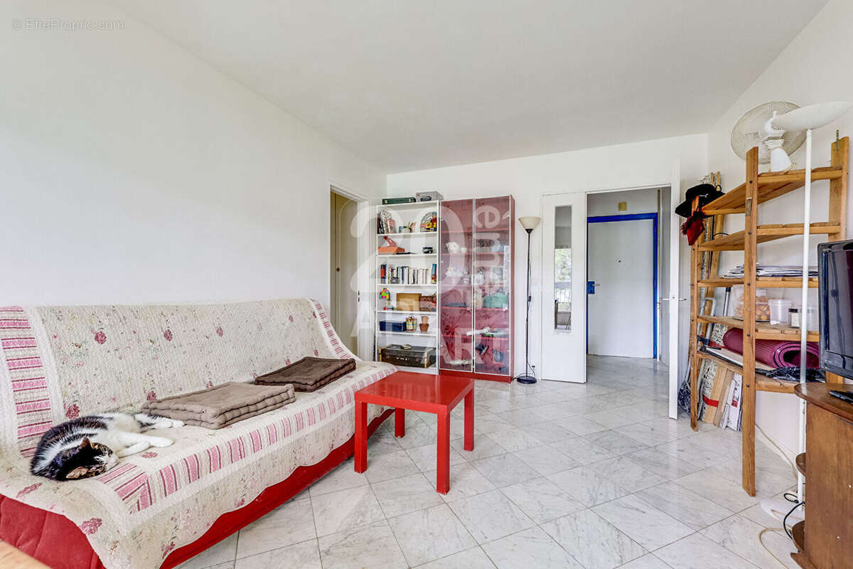 Appartement à PARIS-20E