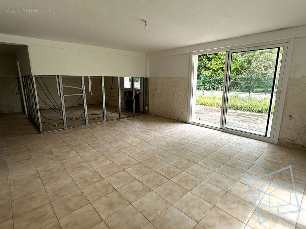 Appartement à SAINT-REMY-LES-CHEVREUSE