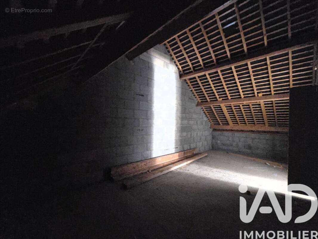 Maison 141 m² à Baulon  - photo 6
