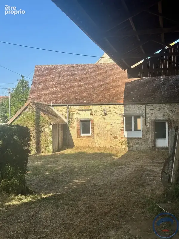Maison en pierre de 189 M2, un Hangar de 600 m2 ,piscine, sauna au prix de 388 500 FAI. - photo 35