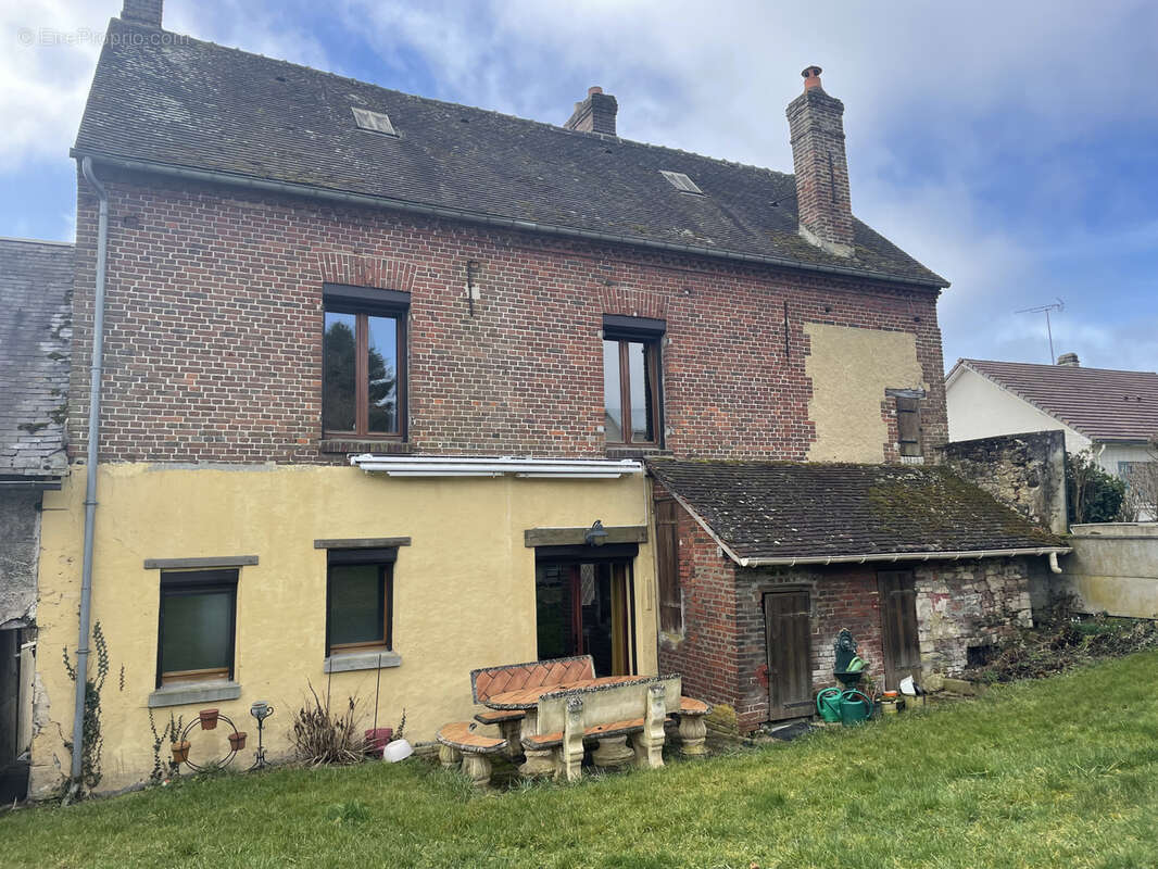 Maison à MERU
