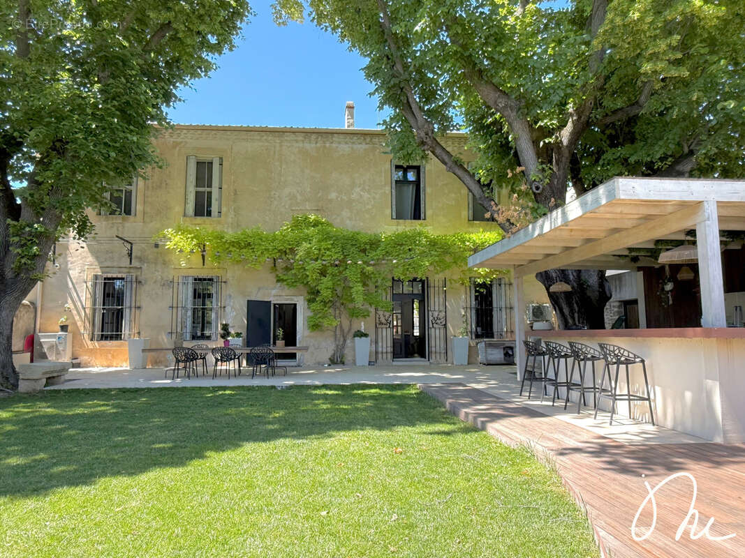 Très belle maison familiale rénovée avec piscine et pool-house - photo 18