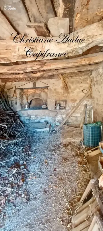 Suin, Ancien corps de ferme en pierre, de 133 m², avec fort potentiel de développement, sur 1 500 m² de terrain - photo 22