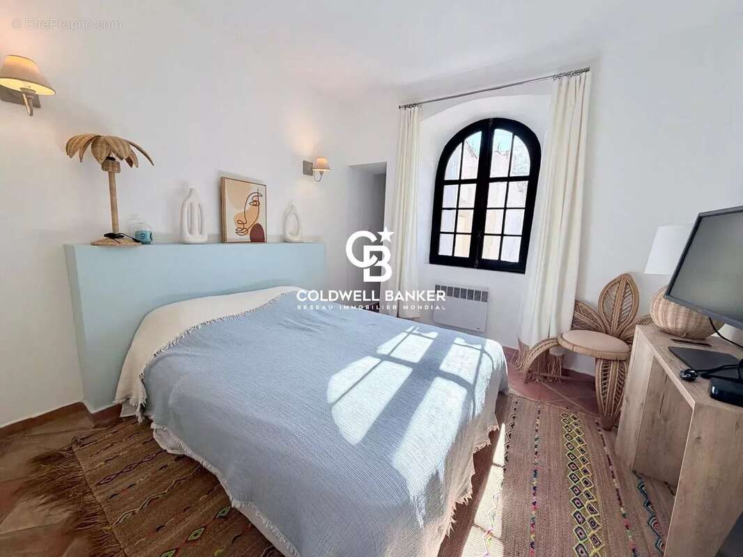 Mas provençal rénové avec piscine privée à Gassin - photo 12