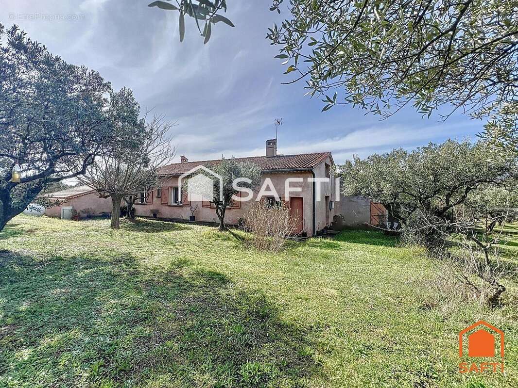 Photo 2 - Maison à AUPS