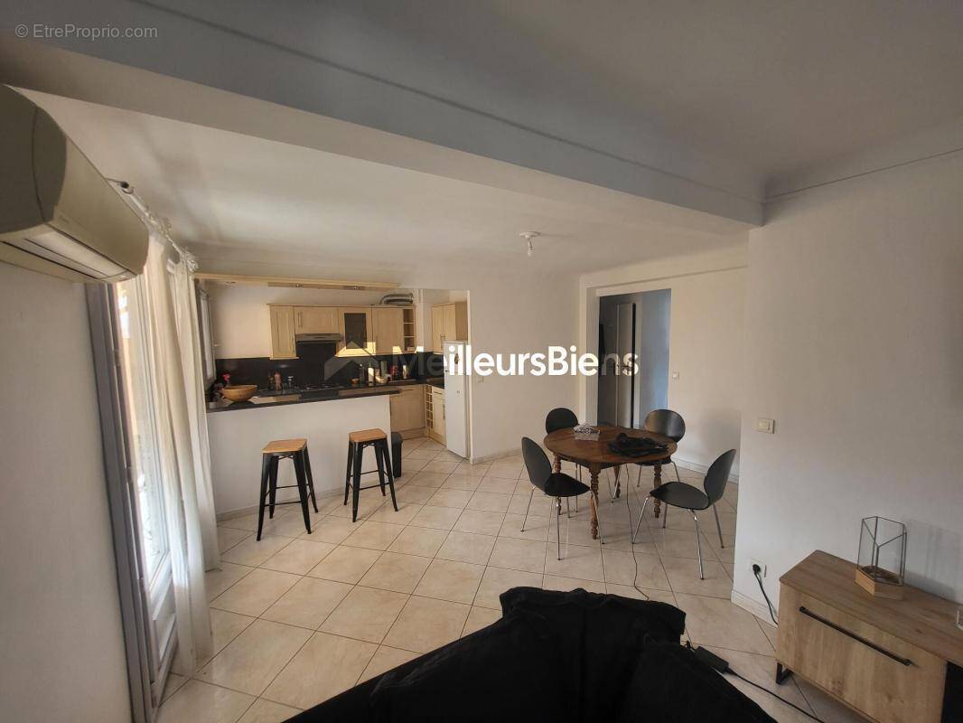 Appartement à SAINT-RAPHAEL