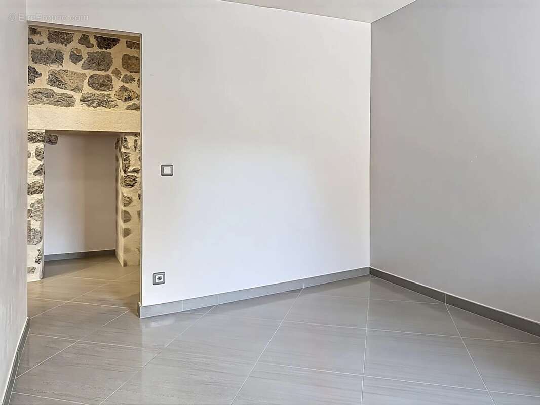 Appartement à LEVENS