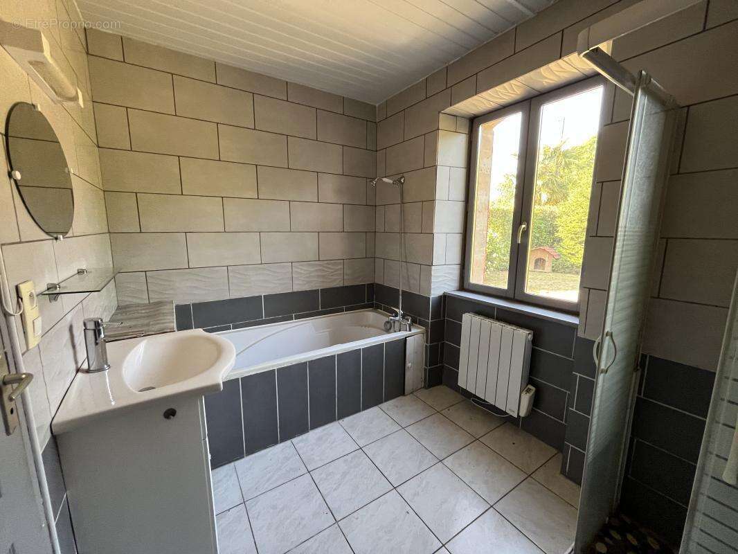 Maison 108 m² à Eauze  - photo 20