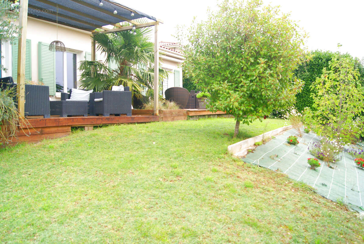 Maison à L'ISLE-D'ABEAU