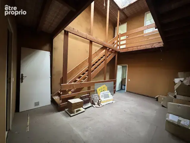 Immeuble de rapport au coeur de VILLENEUVE SUR LOT avec local commercial et habitation. - photo 3