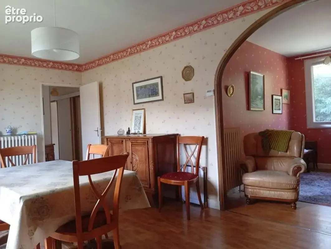 Maison mitoyenne de 85m² avec jardin et sous-sol - photo 8