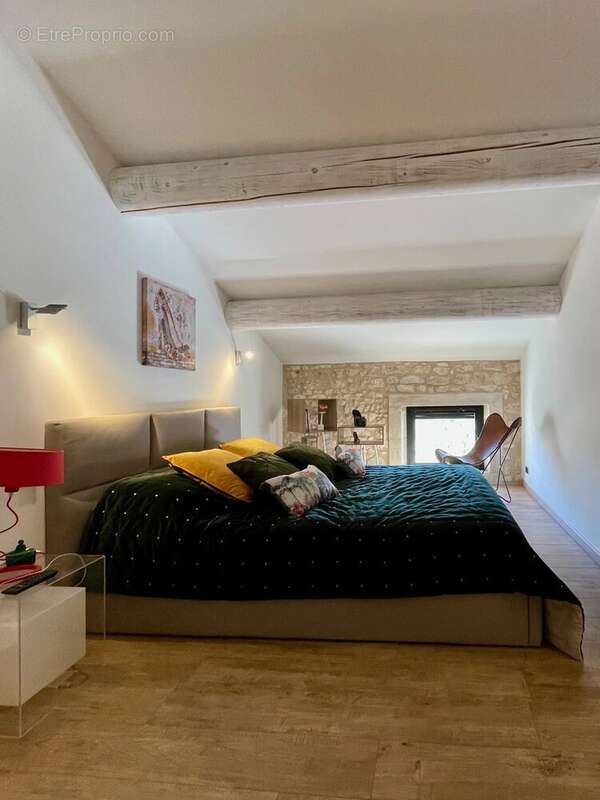 Maison à L&#039;ISLE-SUR-LA-SORGUE