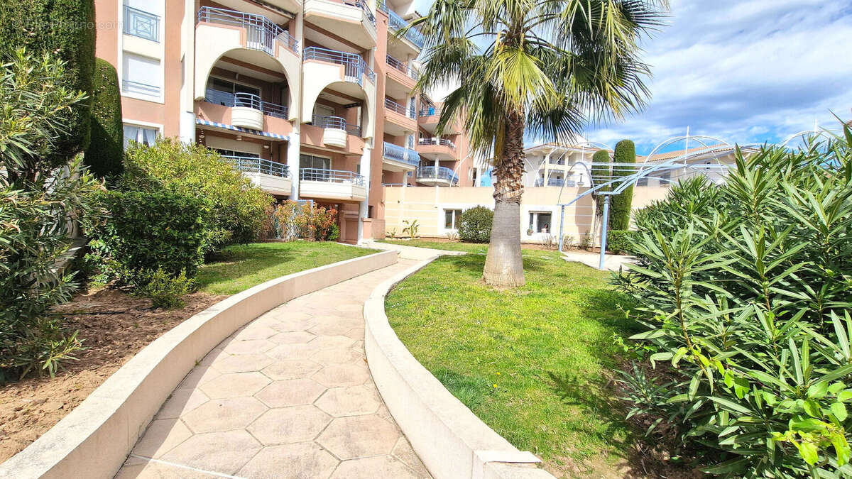 Appartement à FREJUS