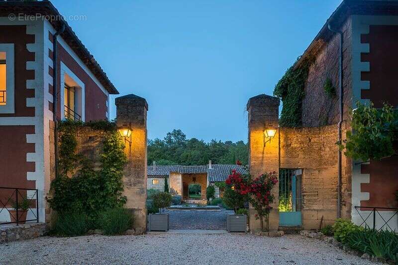 Maison à UZES