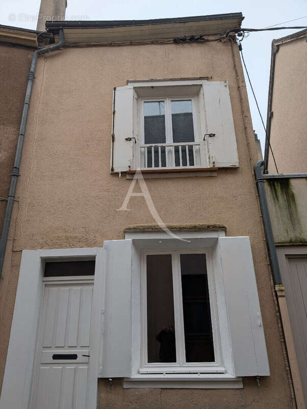 Maison à CHARTRES