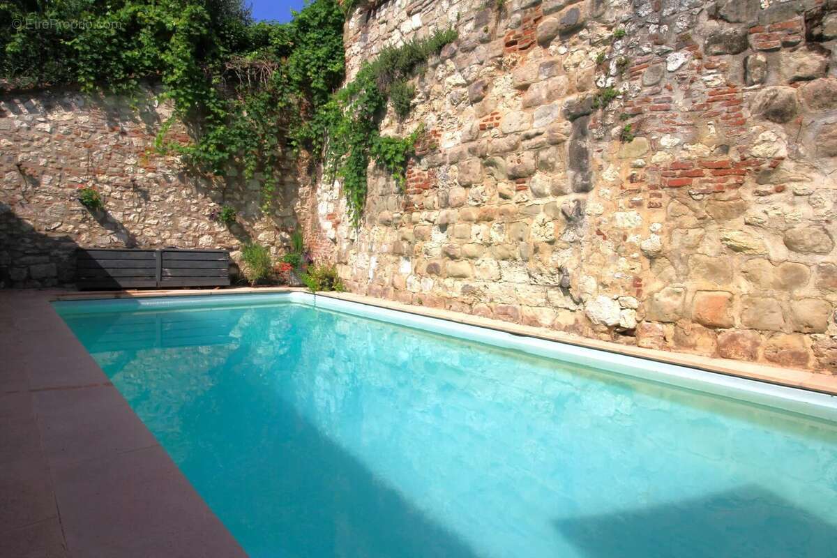 Maison de village de charme avec piscine et parking - photo 2