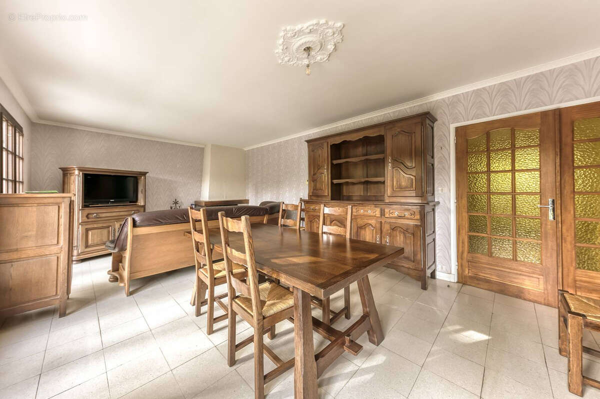 Maison à PONTAULT-COMBAULT