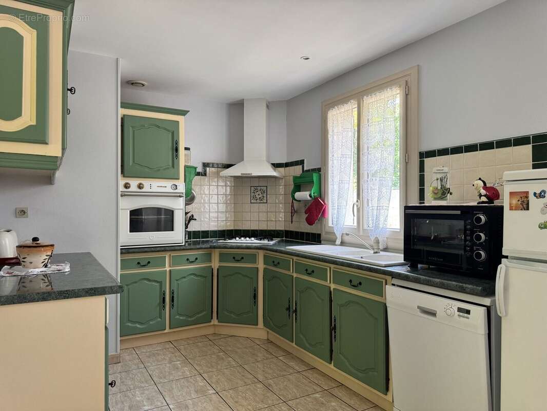 Maison 107 m² à Semussac  - photo 9