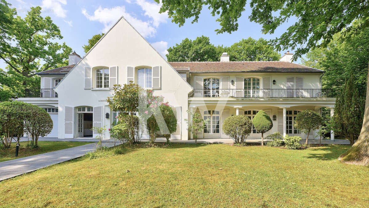 Maison 498 m² à Le Vesinet  - photo 5