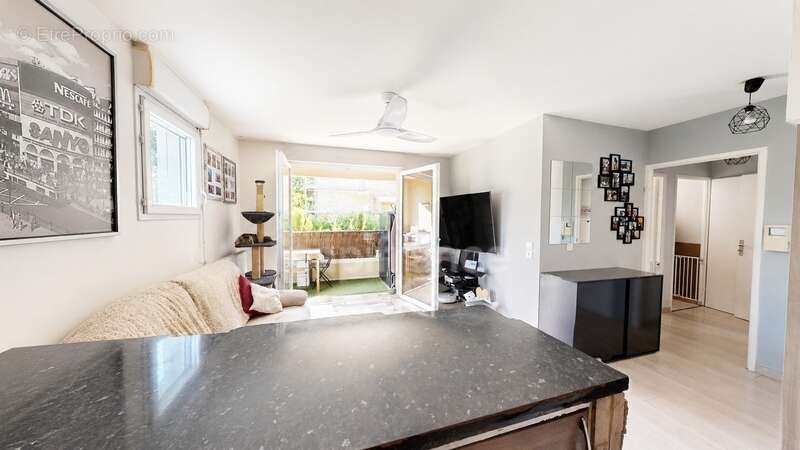 Appartement à LIEUSAINT