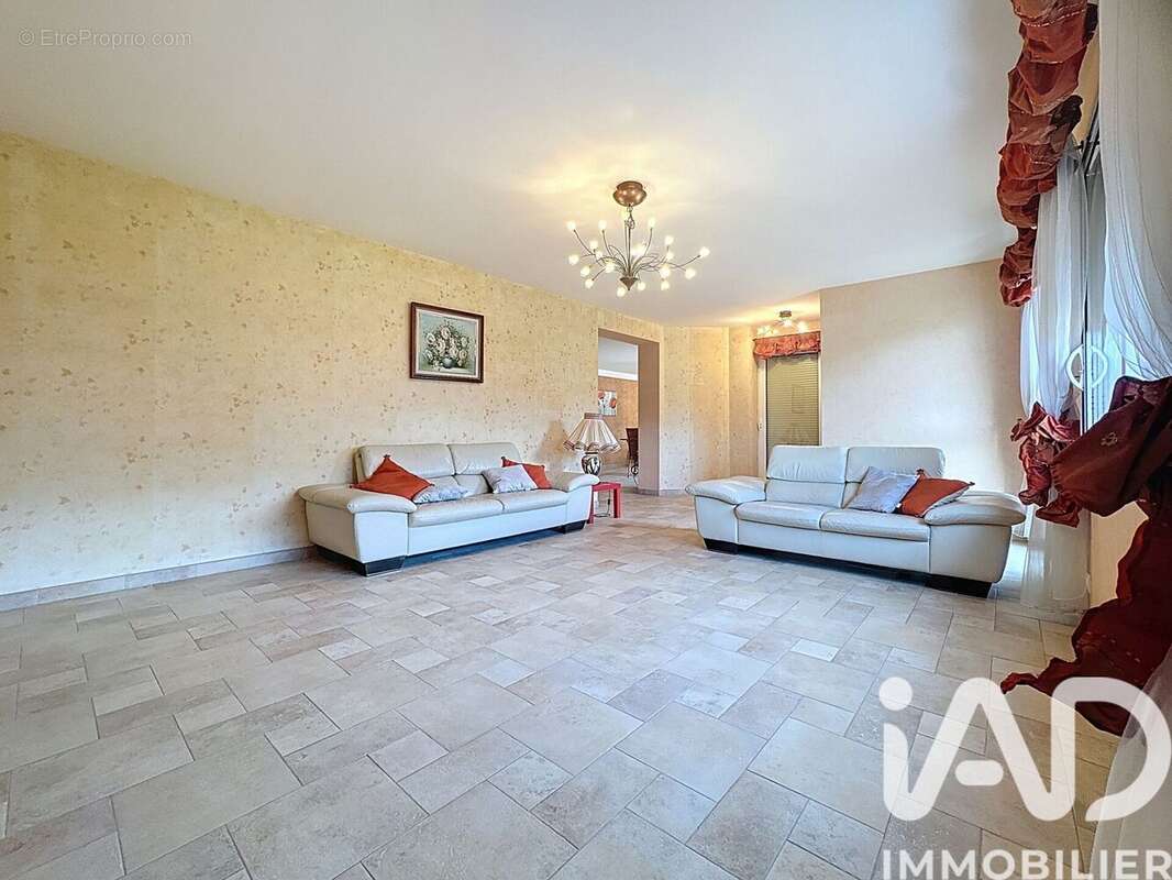 Photo 6 - Maison à QUINTAL