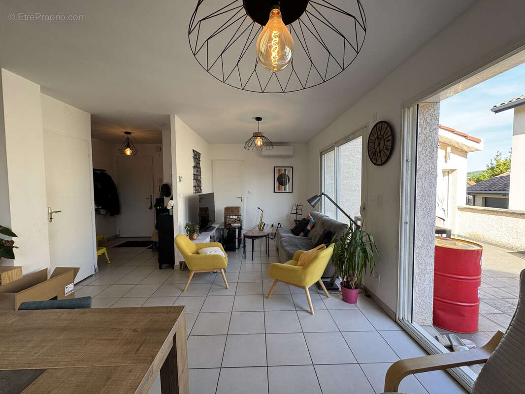 Maison à COMMUNAY