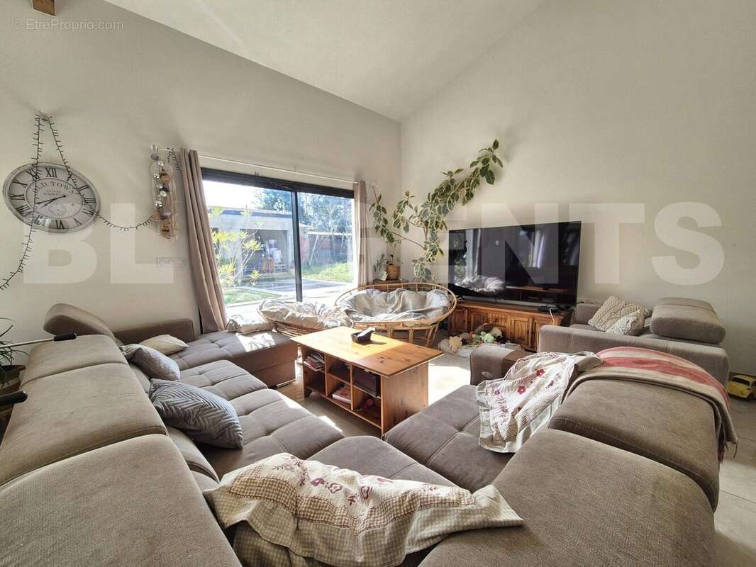 f8da1c56-e917-4256-ae85-49855db41107 - Maison à TOURTROL